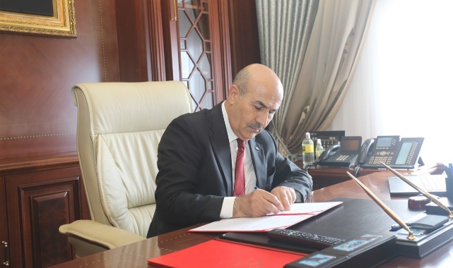Bursa Valisi Demirtaş, çiçek yerine bağış istedi