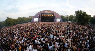Valiliğinin festival açıklamasına Başkan Erdem'den tepki