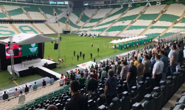 Bursaspor'da Olağanüstü Kongre kararı alındı