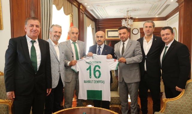 Bursaspor'dan Vali Demirtaş'a ziyaret
