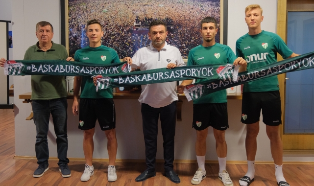 Bursaspor üç yetenek ile sözleşme imzaladı
