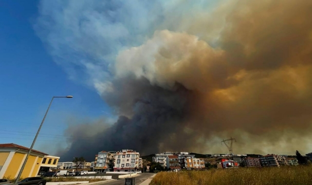 Çanakkale’deki yangında 1251 kişi tahliye edildi