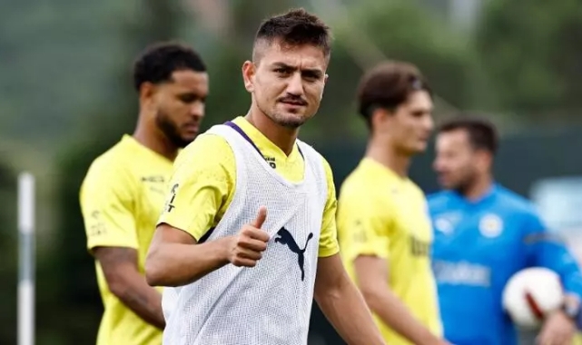 Cengiz Ünder'in ilk idmanda kafası şişti