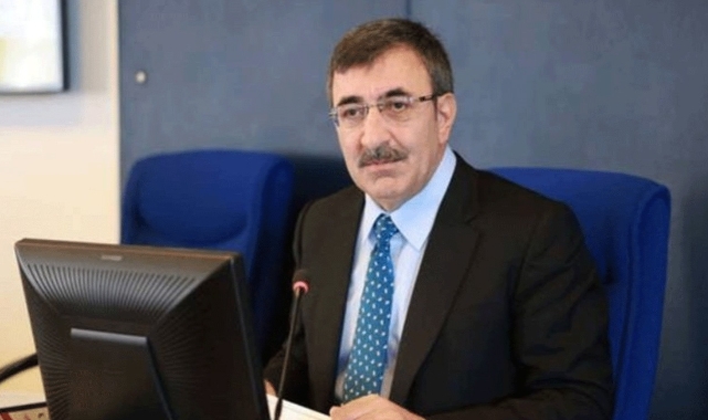 Cevdet Yılmaz: "Yerli ve milli üretimi artırmamız gerekiyor"