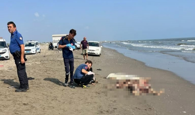Denize giren aileden 2 kız kardeş boğuldu