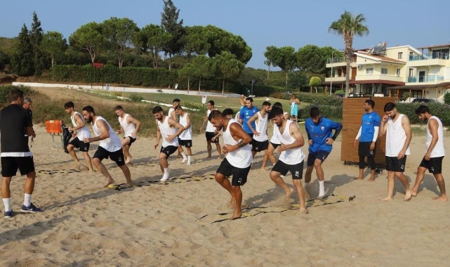 Didim Belediyespor, plajda enerji depoluyor
