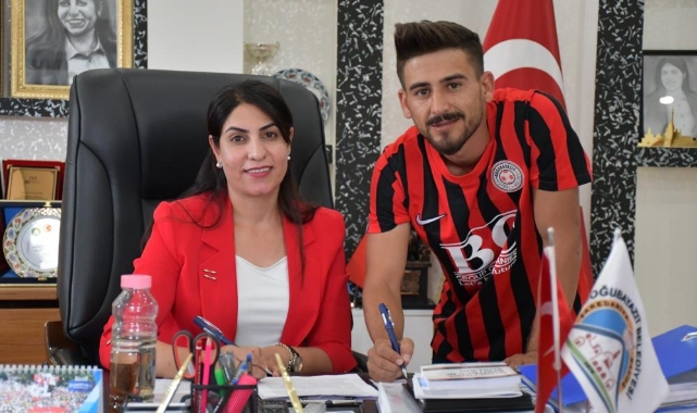 Doğubayazıt Futbol Kulübünde transferler başladı
