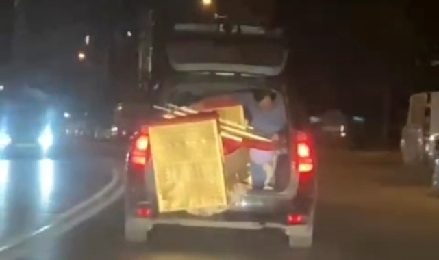 Duyarsız sürücü trafiği tehlikeye attı