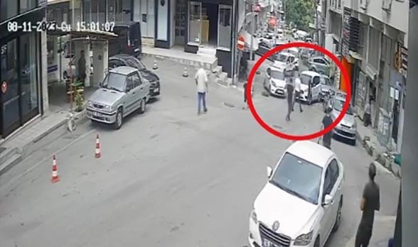 El frenini çekmeyi unutunca olanlar oldu