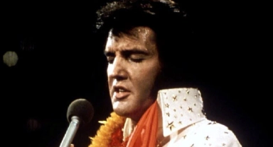 Elvis Presley’in tasarım ceketi 128 bin sterline satıldı