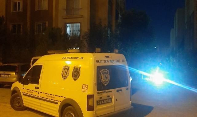 Ev sahibi dehşet saçtı! Kiracıları bıçaklayıp, köpeklerini öldürdü