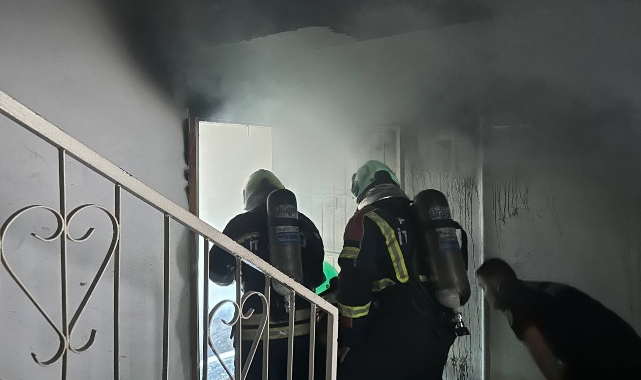 Evini ateşe verdi, komşuları itfaiye kurtardı