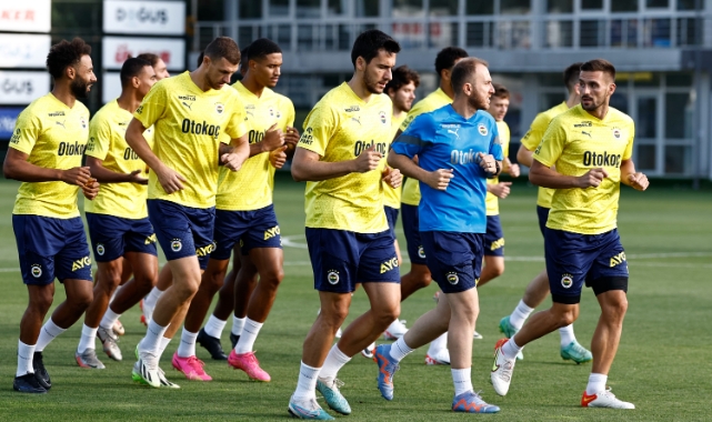 Fenerbahçe, Samsunspor mesaisini sürdürdü