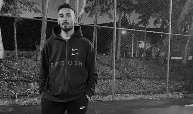 Genç futbolcu kalbine yenik düştü