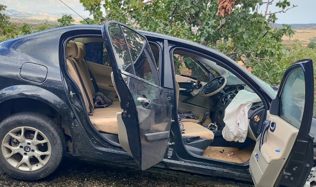 Gölbaşı ilçesinde iki otomobil çarpıştı: 6 yaralı