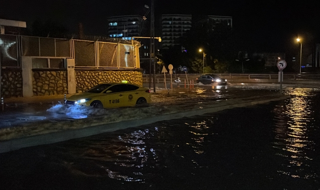 Hatay'ı sağanak vurdu