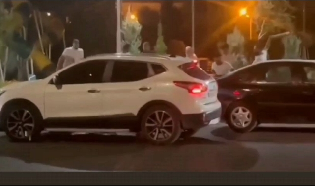İki grup arasında taşlı, sopalı kavga