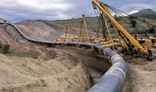 İran kıyılarında petrol boru hattında sızıntı