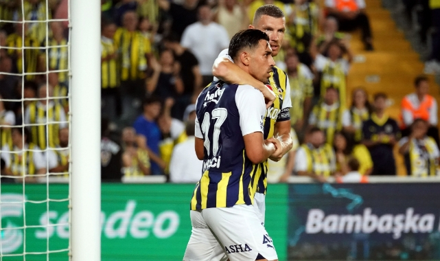 İrfan Can Kahveci golle tanıştı