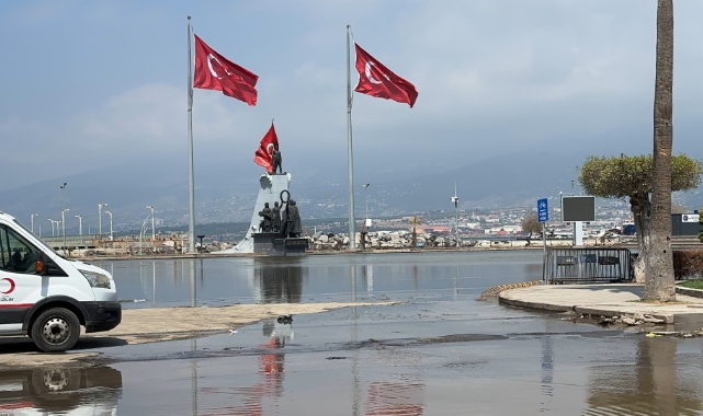 İskenderun yine sular altında kaldı