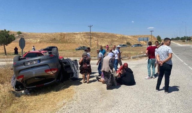 Isparta'da trafik kazası: 3 yaralı