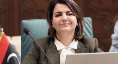 İsrailli mevkidaşı ile gayriresmi görüşmüştü! Görevden alındı