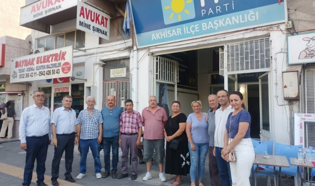 İYİ Parti'de istifa krizi! 14 kişi...