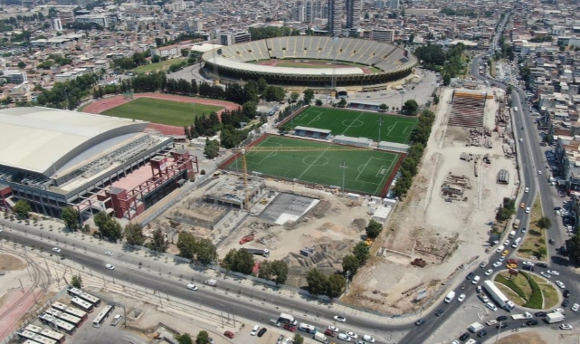 İzmir’in olimpik yüzme havuzu 2024’ün sonuna hazır