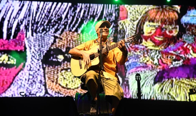 Kadıköy'de Manu Chao rüzgarı esti