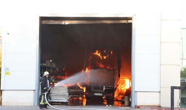 Kayseri'de fabrika yangını