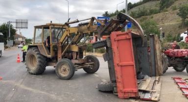 Kazada aynı aileden 2'si çocuk 5 kişi yaralandı