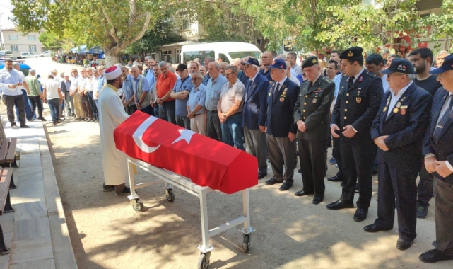 Kıbrıs Gazisi son yolculuğuna uğurlandı