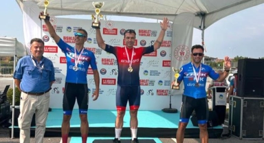 Kırmızı-beyazlı pedaldan Sakarya’da ikide iki