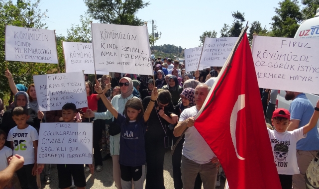 Köylüler mermer ocağına karşı eylem yaptı