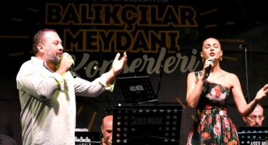 Kuşadası’nda Yeşilçam şarkıları yankılandı