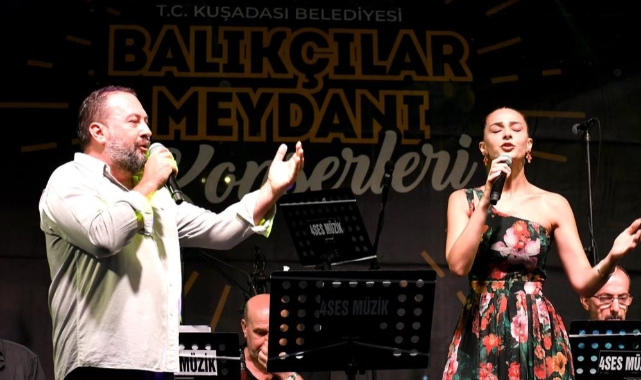 Kuşadası’nda Yeşilçam şarkıları yankılandı