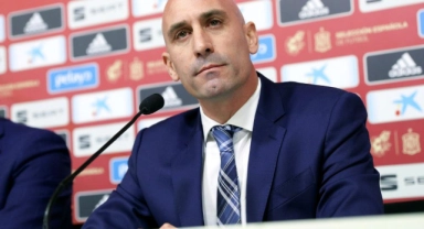 Luis Rubiales'e 90 gün uzaklaştırma