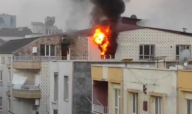 Madde bağımlısı oğlu evini yaktı