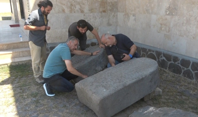 Malazgirt’te Urartu dönemine ait yazıtlar keşfedildi