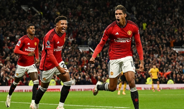 Manchester United, sezona 3 puanla başladı