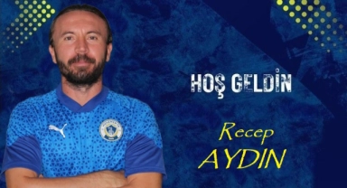 Menemen FK, Recep Aydın’ı renklerine bağladı