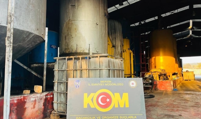 Mersin'de kaçakçılığa geçit yok! 30 bin litre akaryakıt ele geçirildi