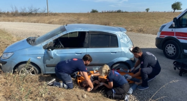 Mıcıra kapılan otomobil takla attı