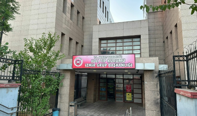Minibüsten indirilerek bıçaklandı! Hastanede hayatını kaybetti