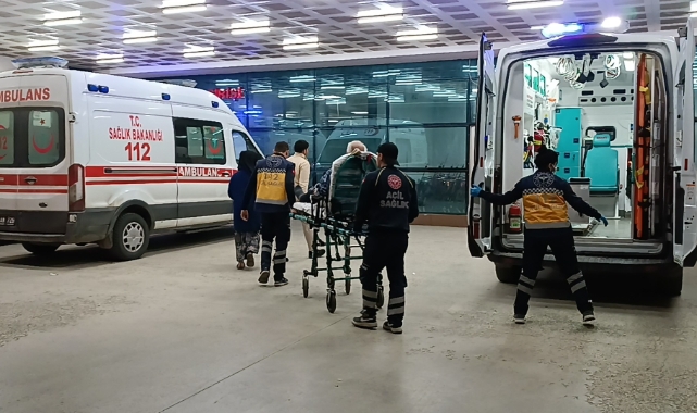 Motosiklet otomobille çarpıştı: 1 yaralı
