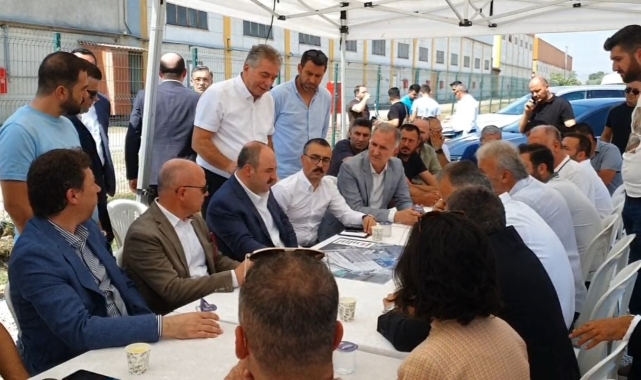 Mustafa Varank, İnegöl esnafına destek!