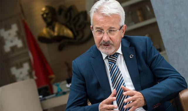 Nilüfer Belediye Başkanı Turgay Erdem'e çirkin saldırı!
