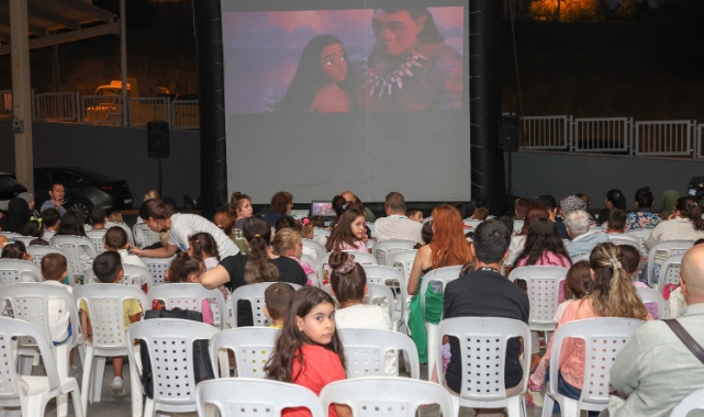 Nilüfer’de çocuklara açık hava sineması