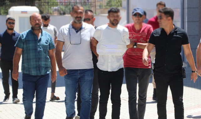 Öldürülen oğullarının intikamı için tetikçi tutmuşlar
