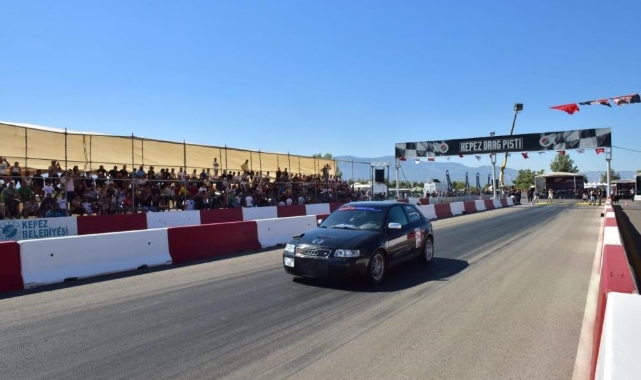Oto Drag 2. Ayak Yarışları Kepez'de